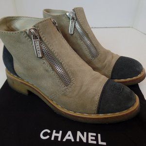 Chanel Double Zip Up Tan Suede Boots CC Logo on Toes and Silver Hardware  Sz 8.5